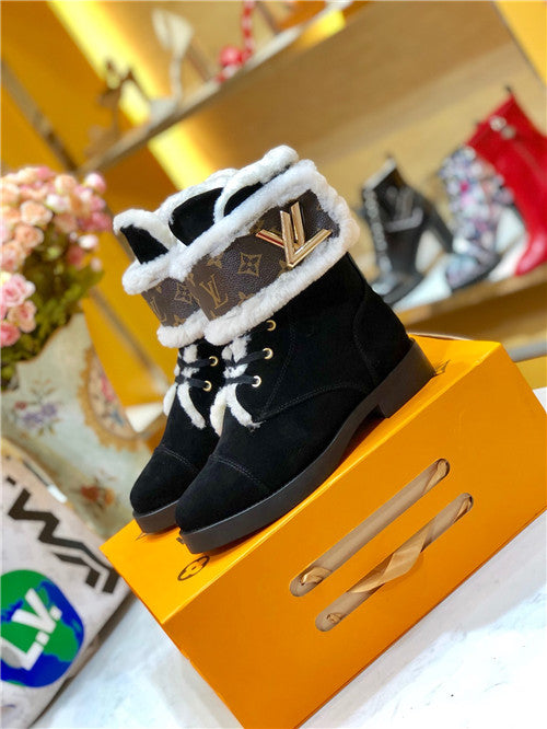 High Quality Luxury Louis Vuitton Ladies Wool Lace Up Boots product detail