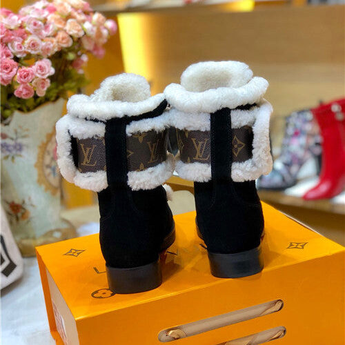 High Quality Luxury Louis Vuitton Ladies Wool Lace Up Boots product detail