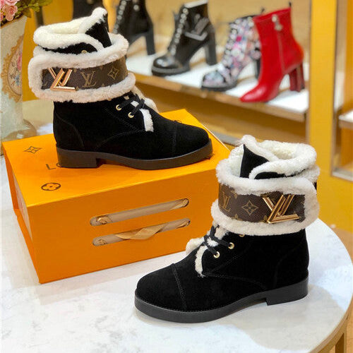 High Quality Luxury Louis Vuitton Ladies Wool Lace Up Boots product detail