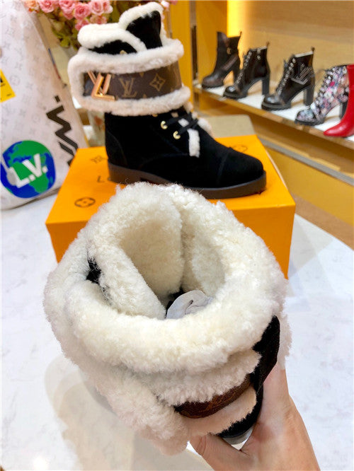High Quality Luxury Louis Vuitton Ladies Wool Lace Up Boots product detail