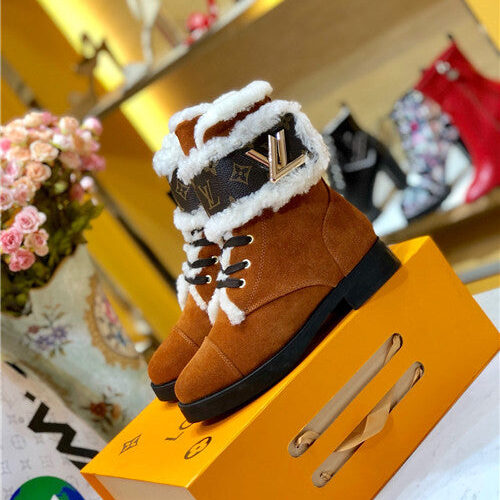High Quality Luxury Louis Vuitton Ladies Wool Lace Up Boots – Style 09635 product detail