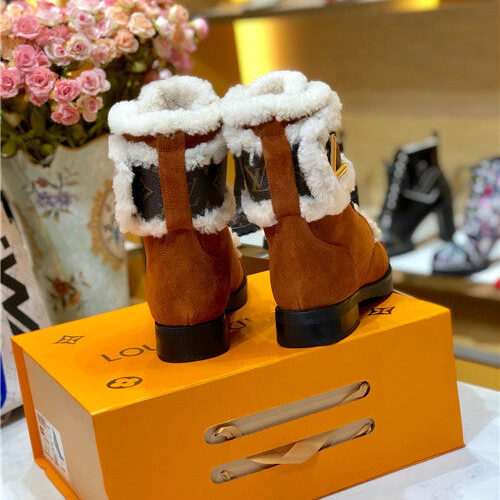 High Quality Luxury Louis Vuitton Ladies Wool Lace Up Boots – Style 09635 product detail