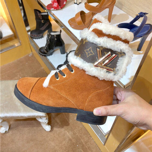 High Quality Luxury Louis Vuitton Ladies Wool Lace Up Boots – Style 09635 product detail