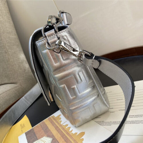 High Quality Luxury Fend Silver Baguette Shoulder Bag product detail