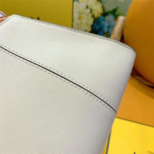 High Quality Luxury Fendi Peekaboo Bag White product detail