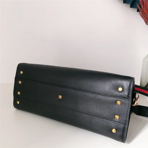 High Quality Luxury Valentino Garavani Vsling Bag product detail