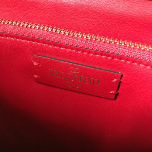 High Quality Luxury Valentino Garavani Vsling Bag – Style 03791 product detail