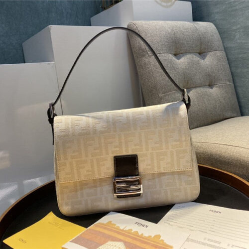 High Quality Luxury Fend Vintage Cream Butter Baguette