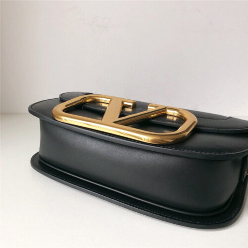 High Quality Luxury Womens Bags – Valentino Purses, Totes  Handbags product detail
