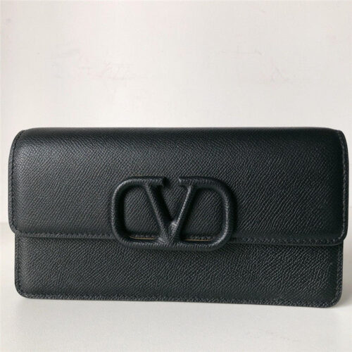 High Quality Luxury Valentino Vlogo Signature Wallet On Chain product detail