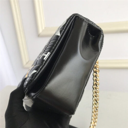 High Quality Luxury Burberry Small Horseferry Print Quilted Lola Bag In Black product detail