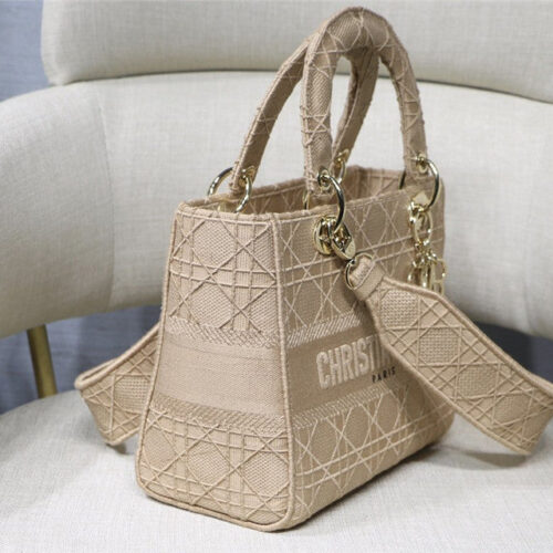 High Quality Luxury Lady Dior Embroidery Bag product detail