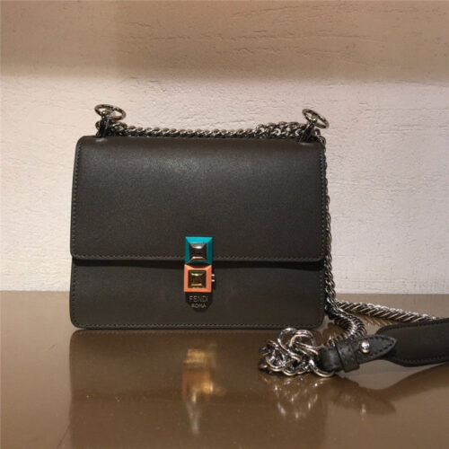 High Quality Luxury Fendi Kani Womens Chain Bag product detail