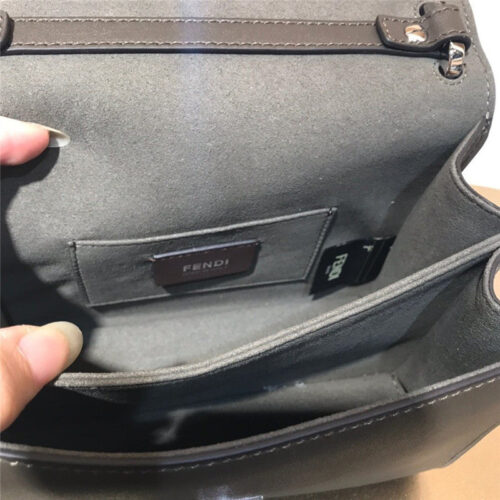 High Quality Luxury Fendi Kani Womens Chain Bag product detail