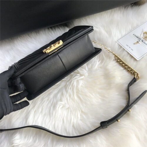 High Quality Luxury Chanel Le Boy Bag 25 alternate view