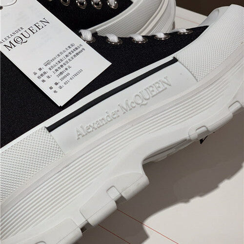 High Quality Luxury Alexander McQueen High Top Sneakers product detail