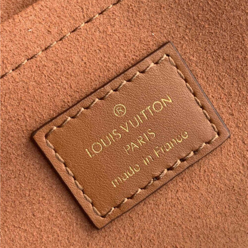 High Quality Luxury LV Locky BB Bags – Style 48388 product detail