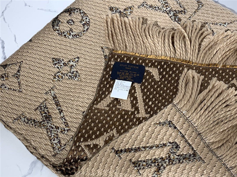 High Quality Luxury LV Scarf Camel product detail