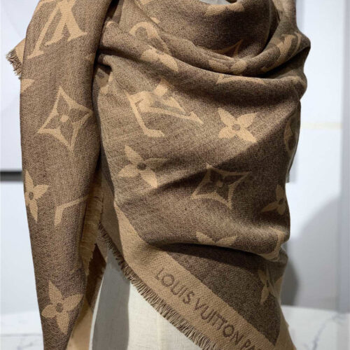 High Quality Luxury LV Scarf product detail