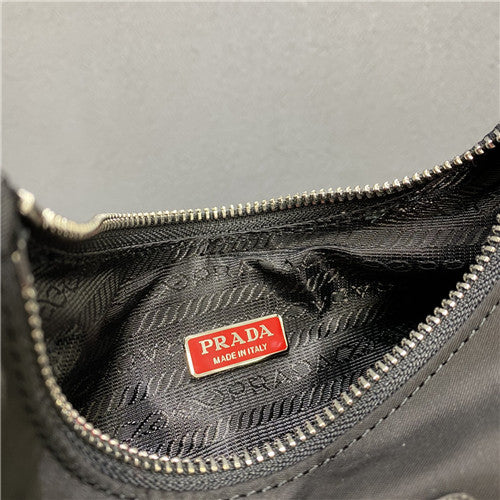 High Quality Luxury Prada Nylon Hobo Bag – Style 26958 product detail