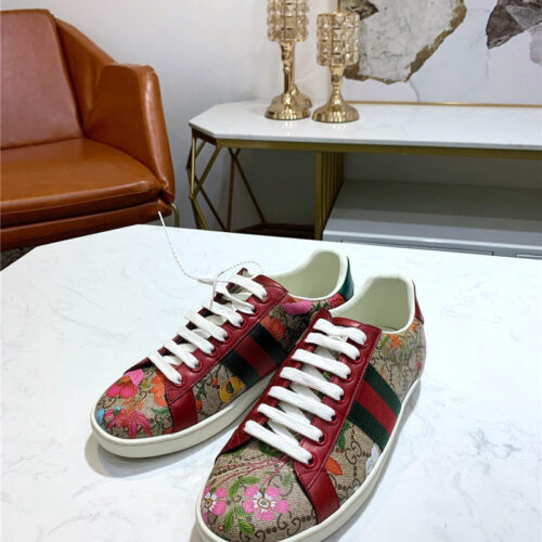 High Quality Luxury Gucci Bee Sneakers product detail