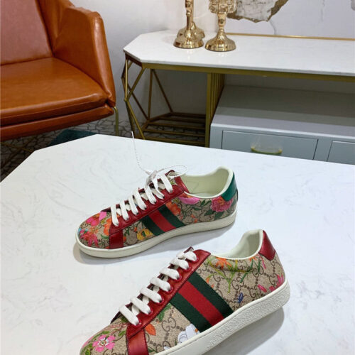 High Quality Luxury Gucci Bee Sneakers product detail