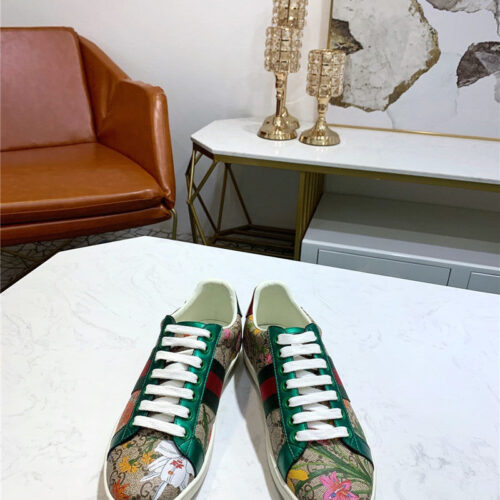 High Quality Luxury Gucci Bee Sneakers – Style 41587 product detail