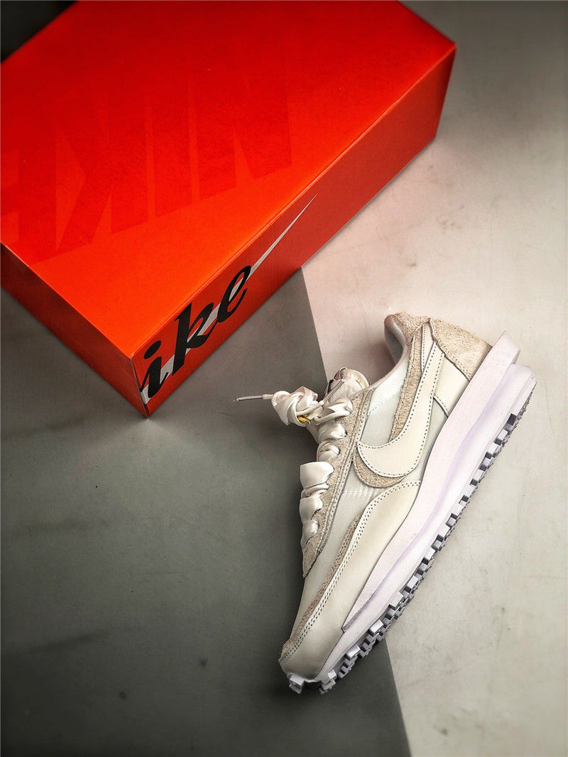 High Quality Luxury Sacai X Nike Lvd Waffle Daybreak White product detail