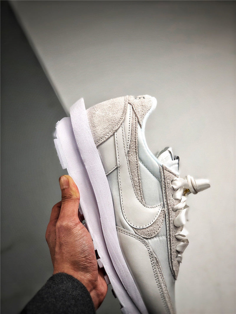 High Quality Luxury Sacai X Nike Lvd Waffle Daybreak White product detail