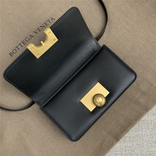 High Quality Luxury Bottega Veneta Mini Ronde Leather Shoulder Bags product detail