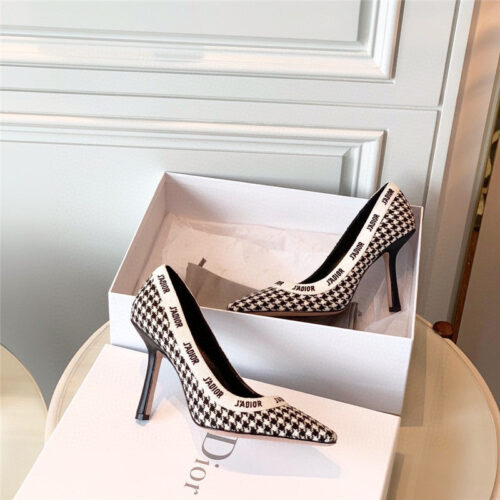 High Quality Luxury J’adior Wool Houndstooth Slingback Pump product detail