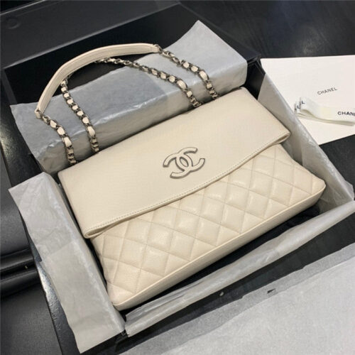 High Quality Luxury Chanel Cross-Body Bag