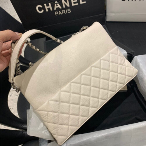 High Quality Luxury Chanel Cross-Body Bag alternate view