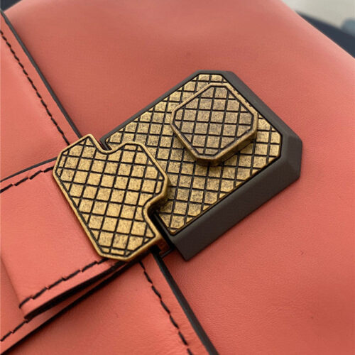 High Quality Luxury Bottega Veneta Piazza Bag product detail