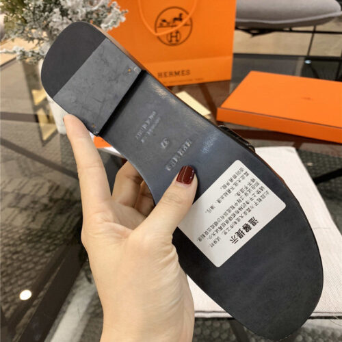 High Quality Luxury Hermes Oran Sandals – Style 69155 product detail