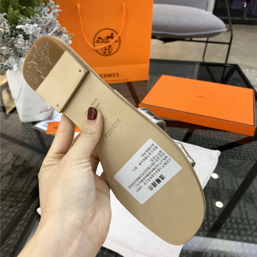 High Quality Luxury Hermes Oran Sandals – Style 32995 product detail