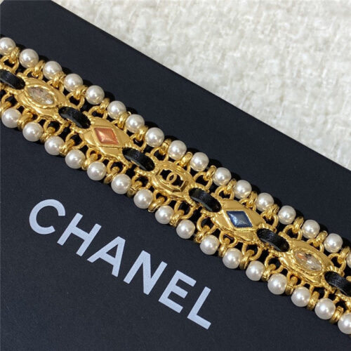 High Quality Luxury Chanel Pearl Bracelet product detail