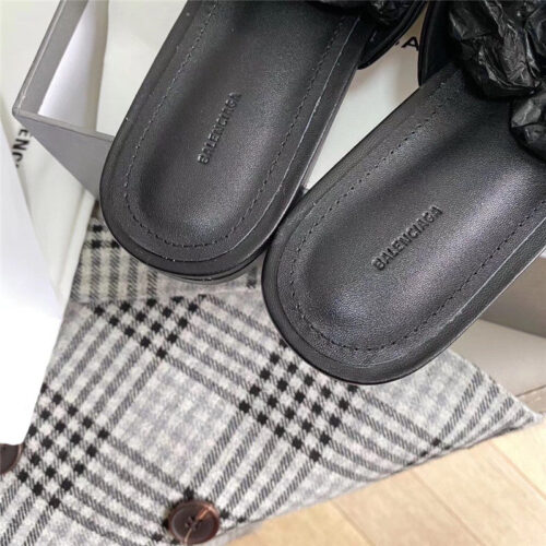 High Quality Luxury Balenciaga Black Gold Oval BB Mule Sandal For Women product detail