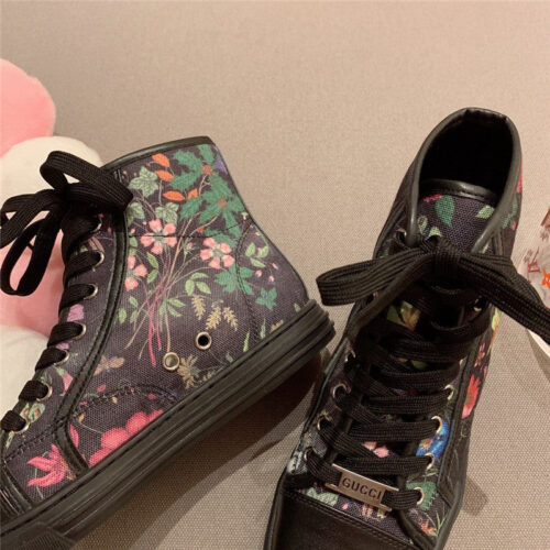 High Quality Luxury Guuci Printed Leather Sneakers Gucci Floral Canvas Shoes In Black product detail