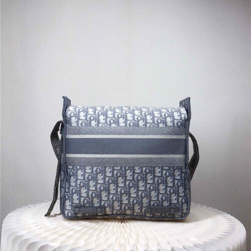 High Quality Luxury Dior Camp Oblique Bag alternate view