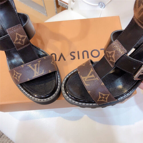 High Quality Luxury Louis Vuitton Monogram Studded Nomad Sandals product detail