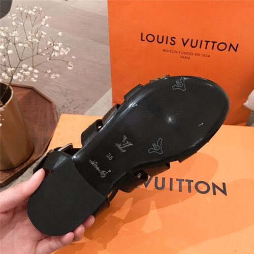 High Quality Luxury Louis Vuitton Sandals Womens – Style 95971 product detail