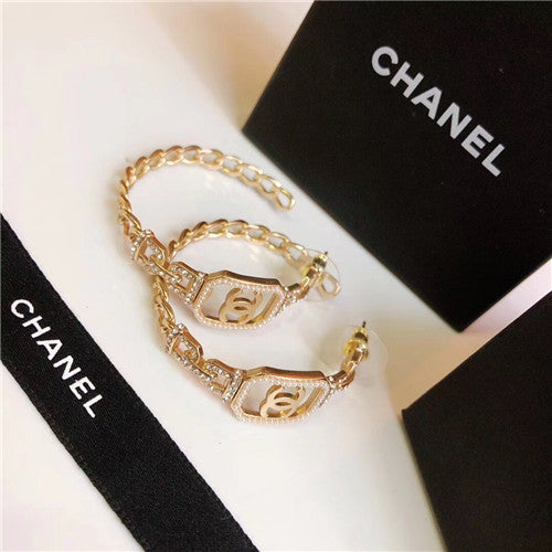 High Quality Luxury Chanel Chain Square Diamond Pearl Stud Earrings alternate view