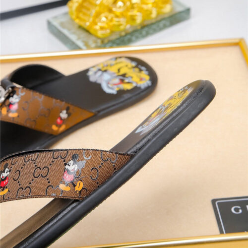 High Quality Luxury Gucci Slippers – Style 84659 product detail