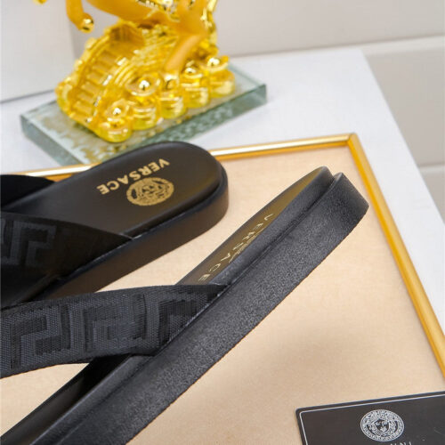High Quality Luxury Versace Slippers Mens product detail