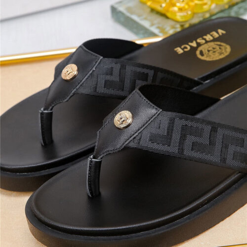 High Quality Luxury Versace Slippers Mens product detail