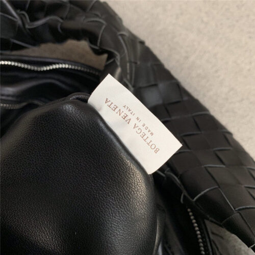 High Quality Luxury Bottega Veneta Jodie Medium Black product detail