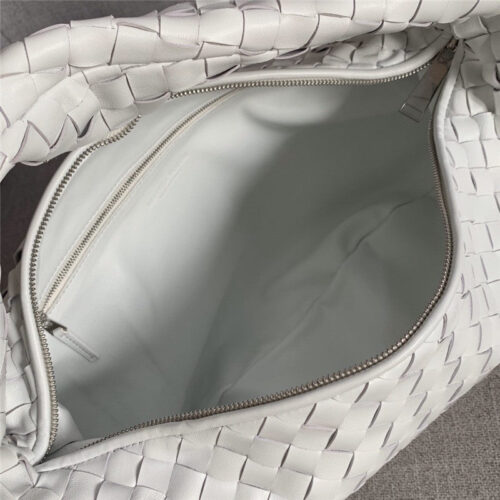 High Quality Luxury Bottega Veneta Jodie Medium product detail