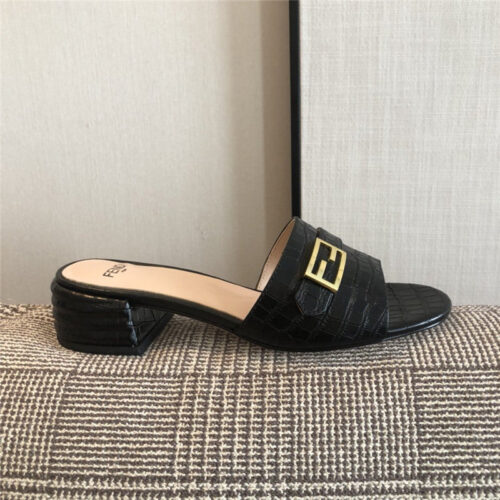 High Quality Luxury Fendi Slippers Womens product detail