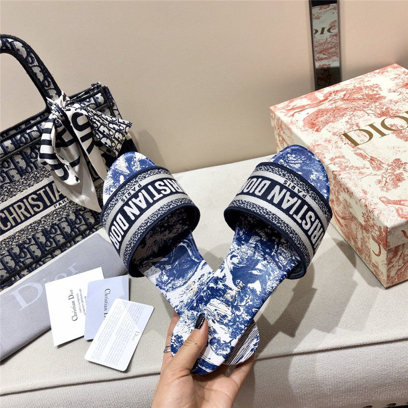 High Quality Luxury Dior Embroidered Sandals And Slippers product detail